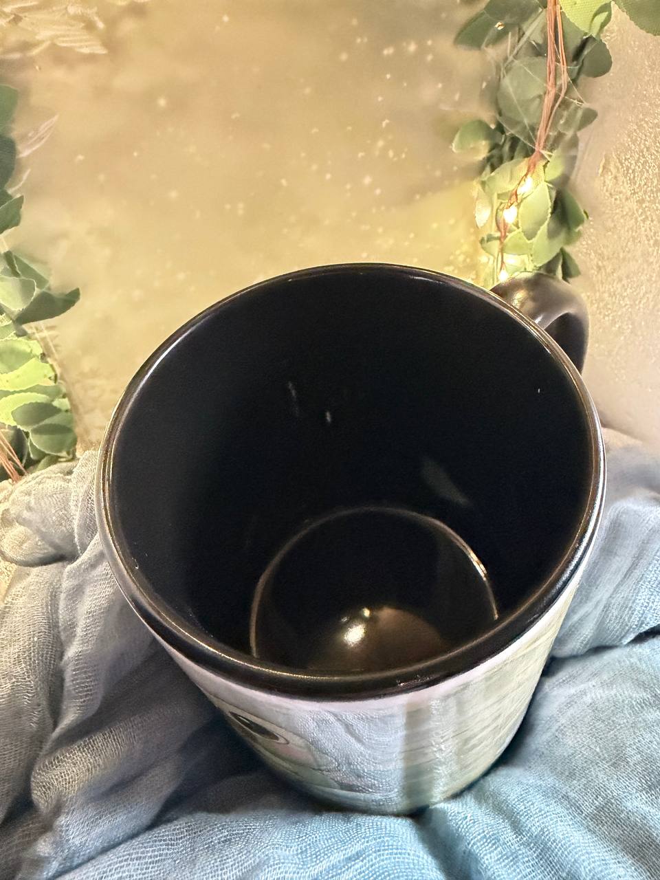 Keramiktasse „Miyu & Frosch“ – Motivtasse (2 Varianten)