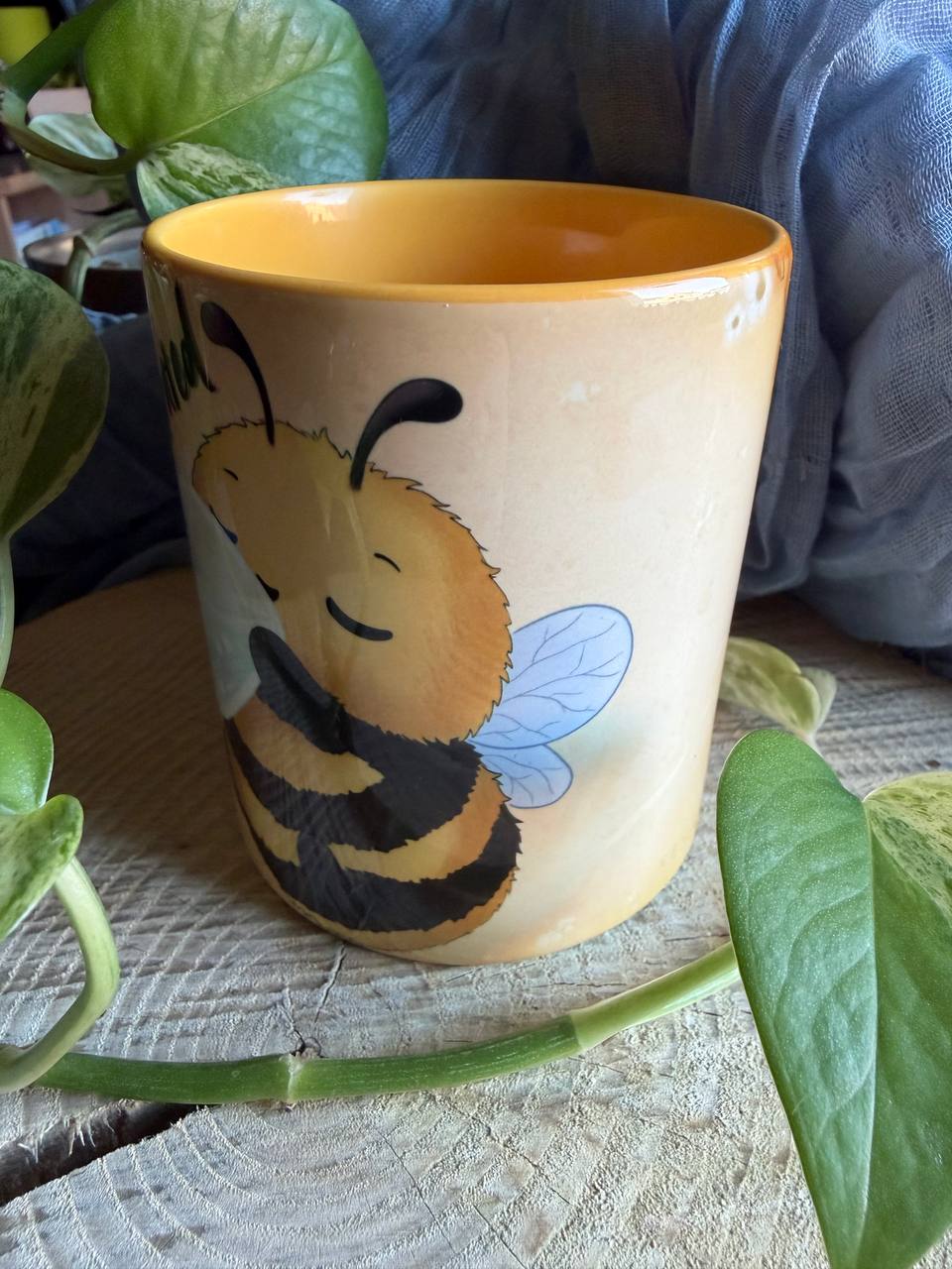 Keramiktasse - Bee Hydrated  🐝✨