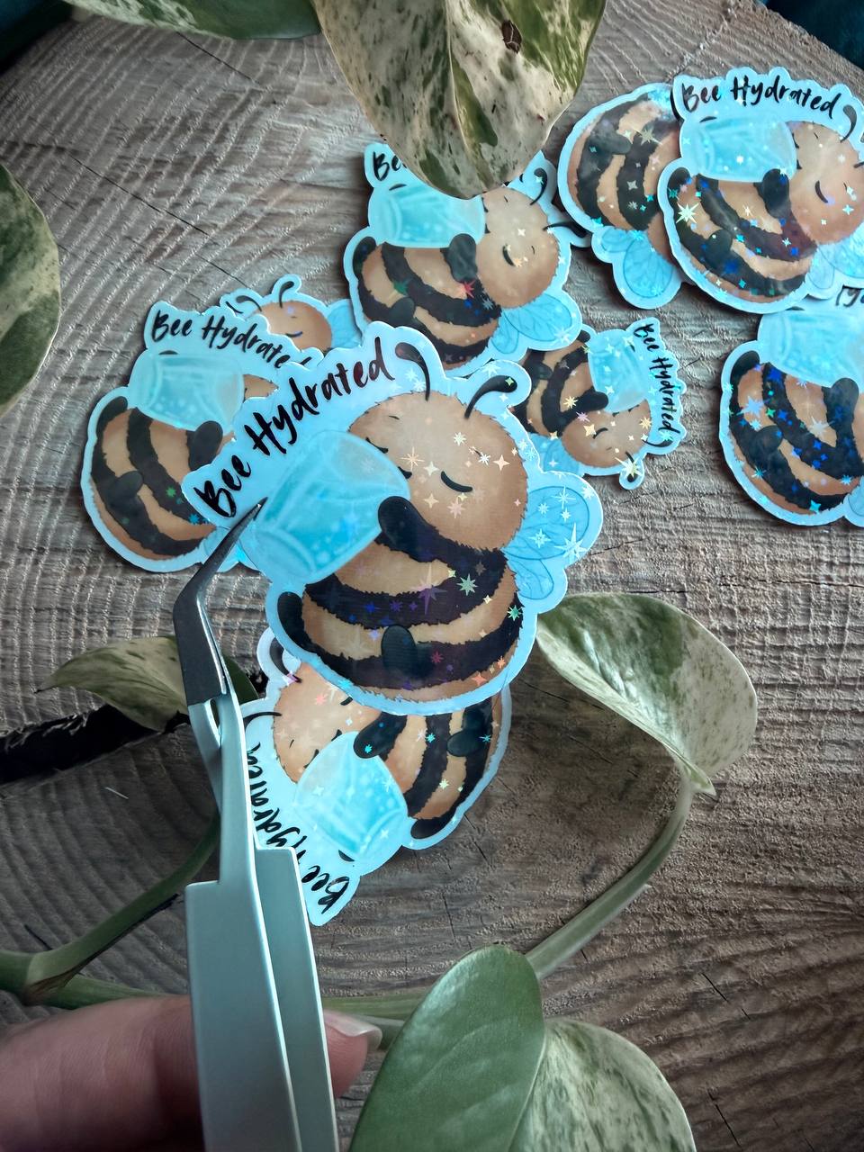 Sticker „Bee Hydrated“ 🐝💧 | verschiedene Varianten