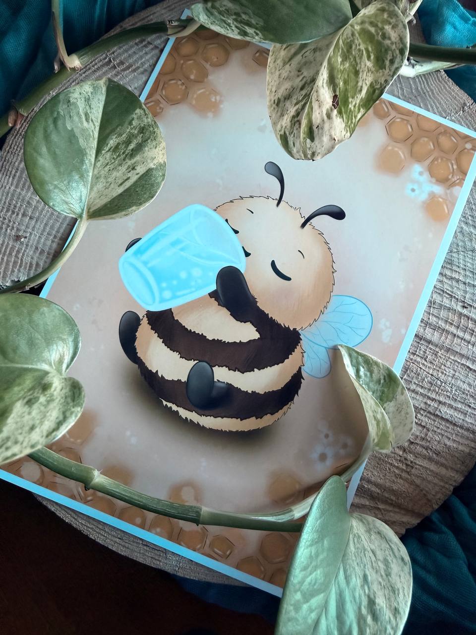 Bee Hydrated Bundle – Notizblock, Print & Sticker Set| Geschenkidee ✨