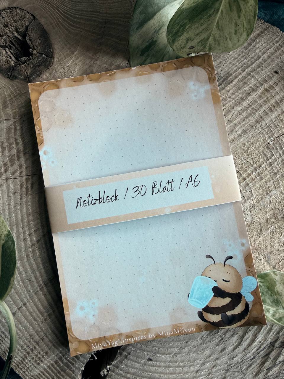 Bee Hydrated Bundle 🐝 | Tasse, Print, Notizblock & Sticker